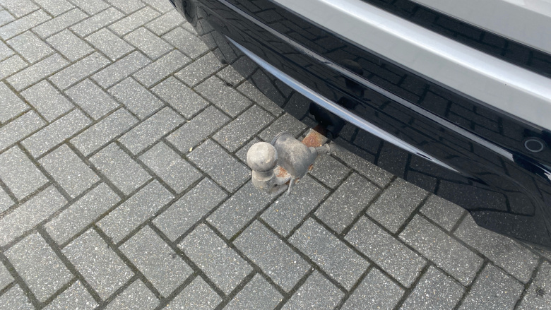 Land Rover Range Rover Evoque 1.5 P300e R-Dynamic SE 5dr Auto Hatchback